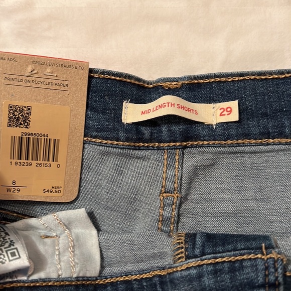 Levi brand shorts denim brand new with tags women size 8 - Picture 3 of 6